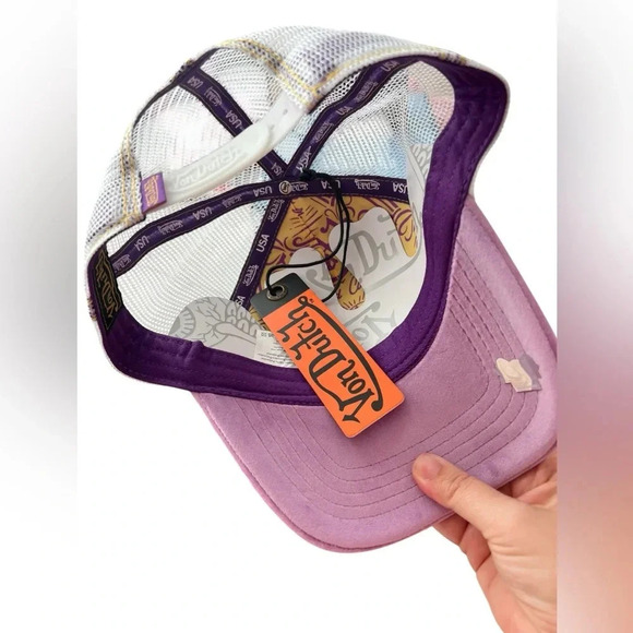 NWT Von Dutch Upside Down Logo Velvet Purple Trucker - Picture 6 of 6